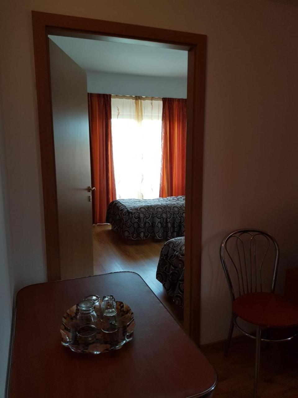 Teius Hotel Floare De Colt מראה חיצוני תמונה